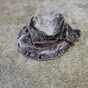 Isotoner faux rabbit fur bucket hat